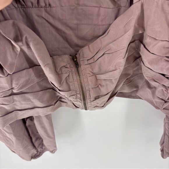 HYFVE Elegant Puff Sleeve Blouse in Taupe - Picture 6 of 8